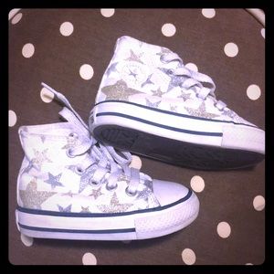 Toddler 4 high top converse star print